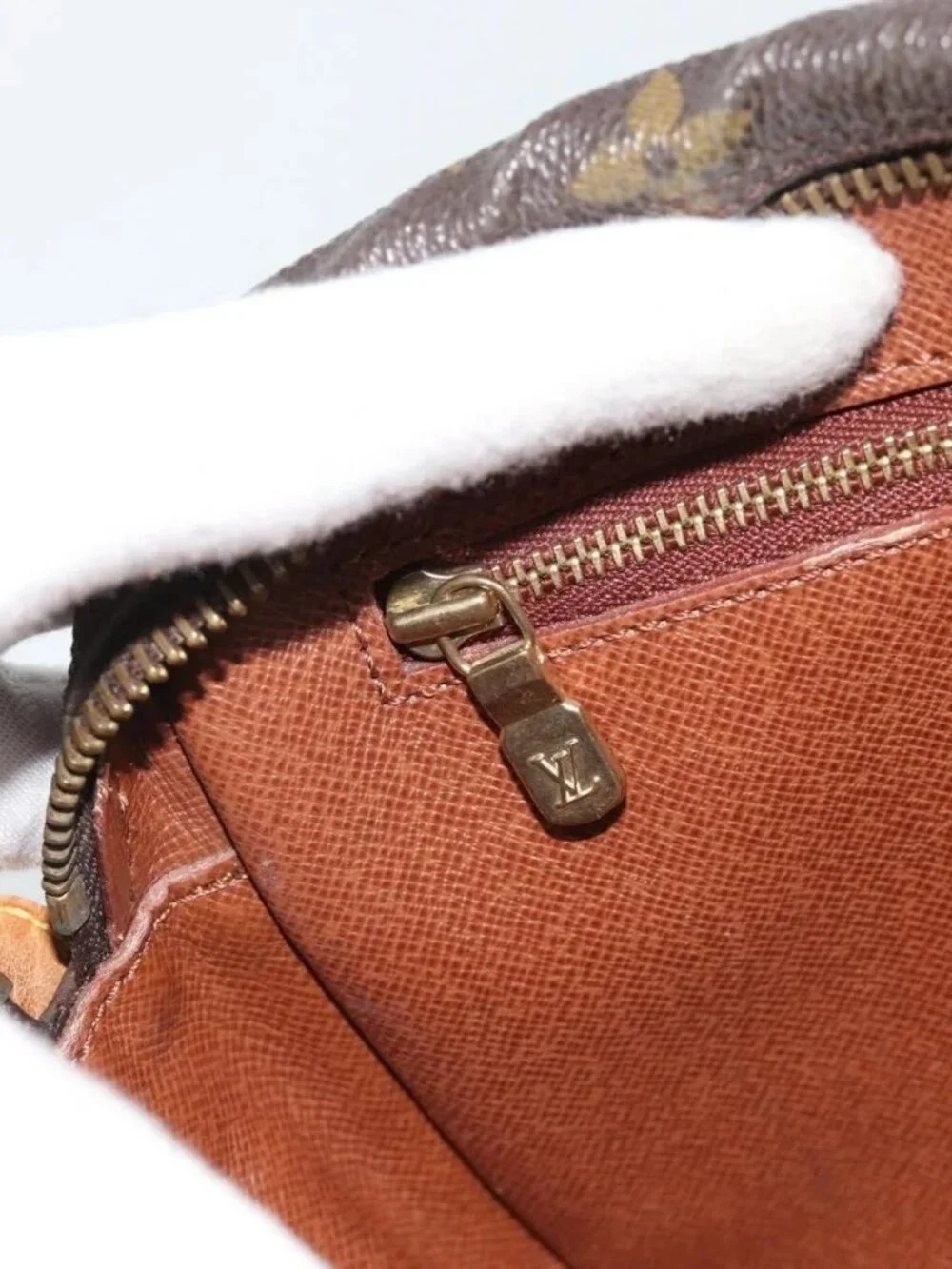 LOUIS VUITTON Monogram Jeune Fille MM Shoulder Bag M51226 LV Auth 186584